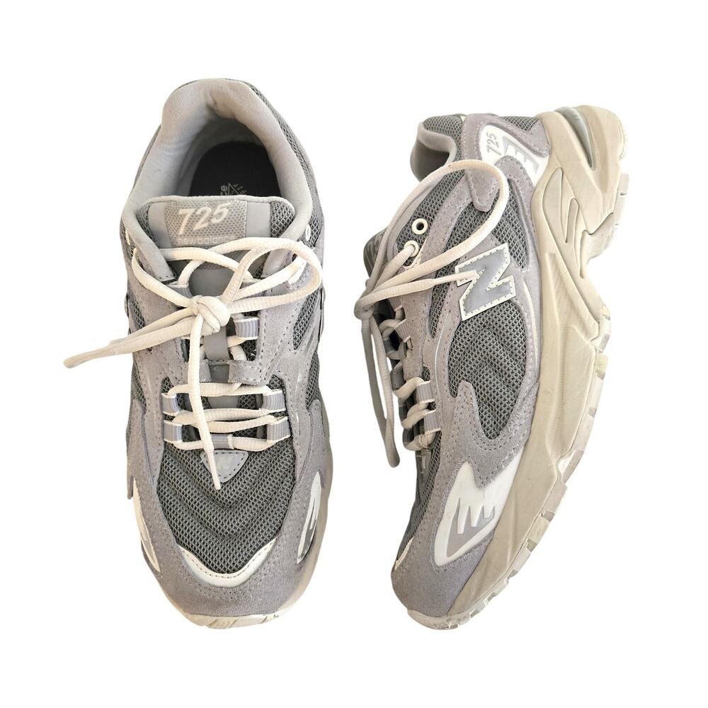 New Balance 725 Grey Suede Mesh 'Dad Shoe' Sneakers Women's 8